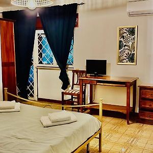 Economy Zimmer mit Kingsize-Bett